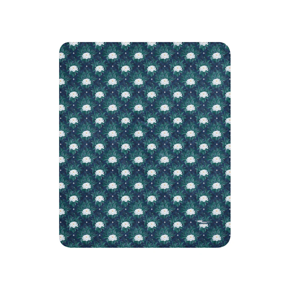 The White Lotus Pattern Sherpa Blanket - Image 8